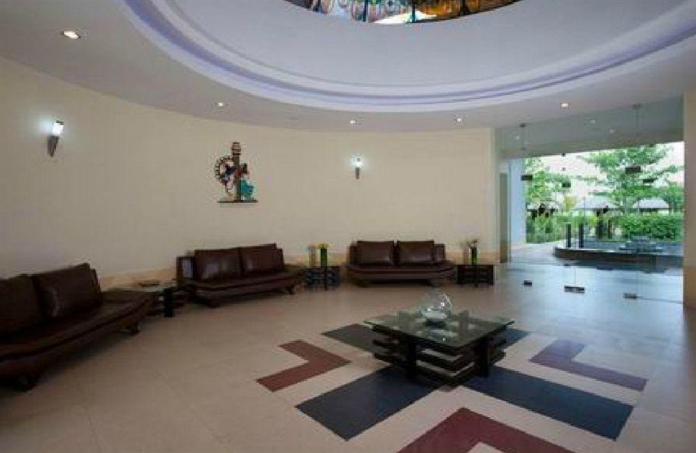 Govardhan Shri Radha Brij Vasundhara Resort & Spa מראה חיצוני תמונה