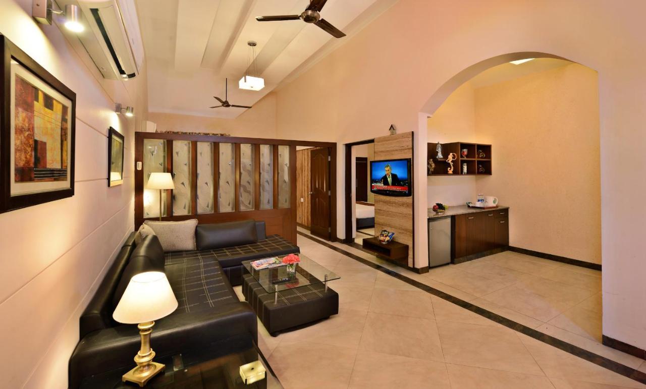 Govardhan Shri Radha Brij Vasundhara Resort & Spa מראה חיצוני תמונה