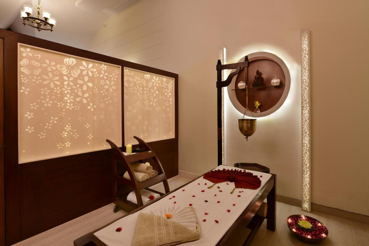 Govardhan Shri Radha Brij Vasundhara Resort & Spa מראה חיצוני תמונה